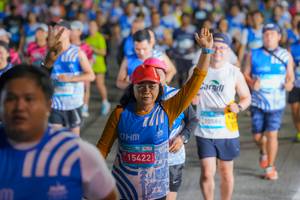 BIB: 15422, 10586
                            <button type="button" onclick="openModal(23104437)" class="btn btn-primary btn-sm float-right btn-popup" data-toggle="modal" data-target=".modal-high-quality">
                        <i class="fas fa-shopping-cart"></i> Add to Cart
                    </button>
                                            <button type="button" onclick="isThisMe(23104437, true)" class="btn btn-success btn-sm float-right btn-popup btn-isme hidden" data-toggle="tooltip" data-placement="bottom" title="นี่คือรูปของคุณใช่ไหม คลิกที่นี่เพื่อเอาเข้าอัลบั้ม">
                        <i class="fas fa-plus"></i> Add to album
                    </button>
                    <button type="button" onclick="isThisMe(23104437, false)" class="btn btn-warning btn-sm float-right btn-popup btn-isnotme hidden">
                        <i class="fas fa-ban"></i> Remove from album
                    </button>
